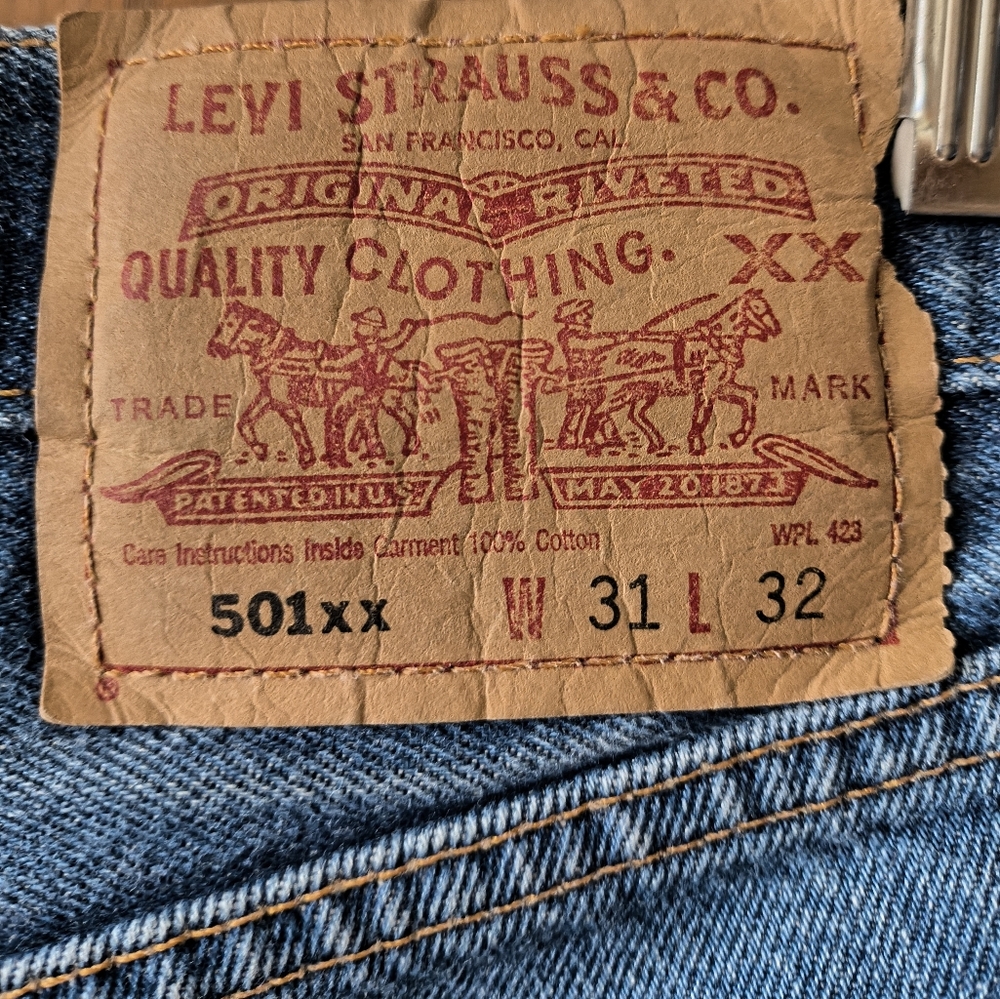 Women's Levi's 501 Button Fly Jeans